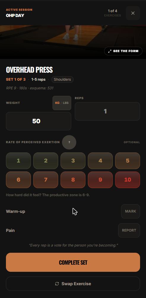 How to use RPE in Stronkr: the 1-10 RPE selector on the set screen, rated immediately after completing the set